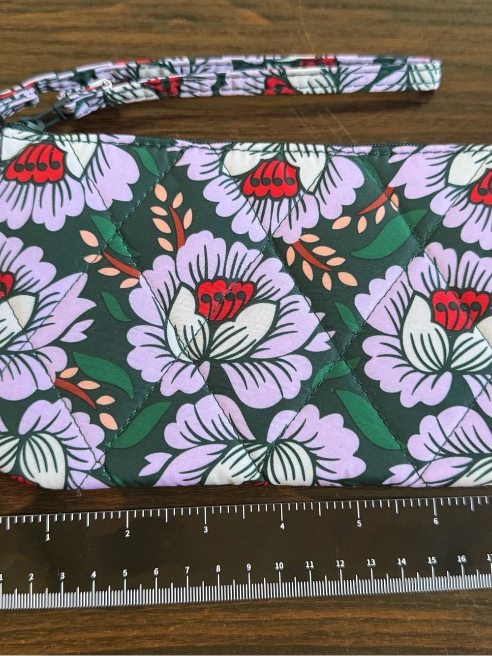 NWT Vera Bradley Ultralight Essential Wristlet Wallet Lotus Sea Moss